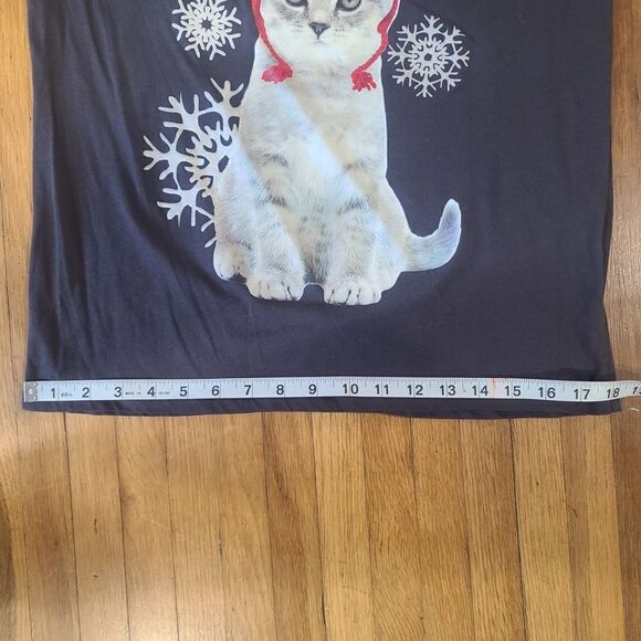 2/$30 FRZ Grey Holiday Kitten Snowflake Graphic Long Sleeve T-Shirt - Picture 9 of 11